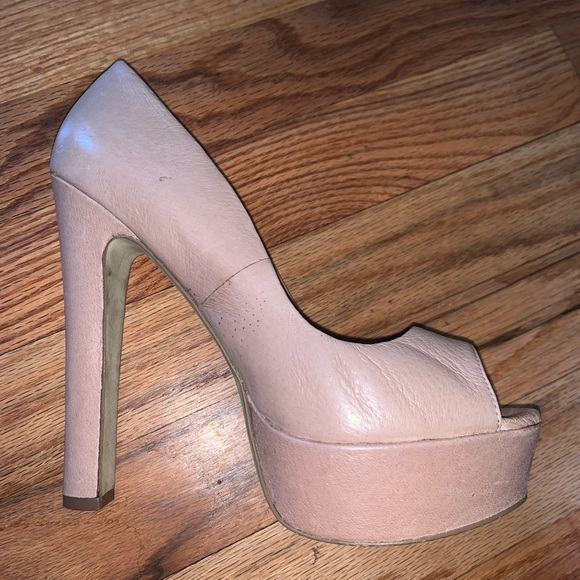 Tan peep toe heel! - Picture 5 of 8